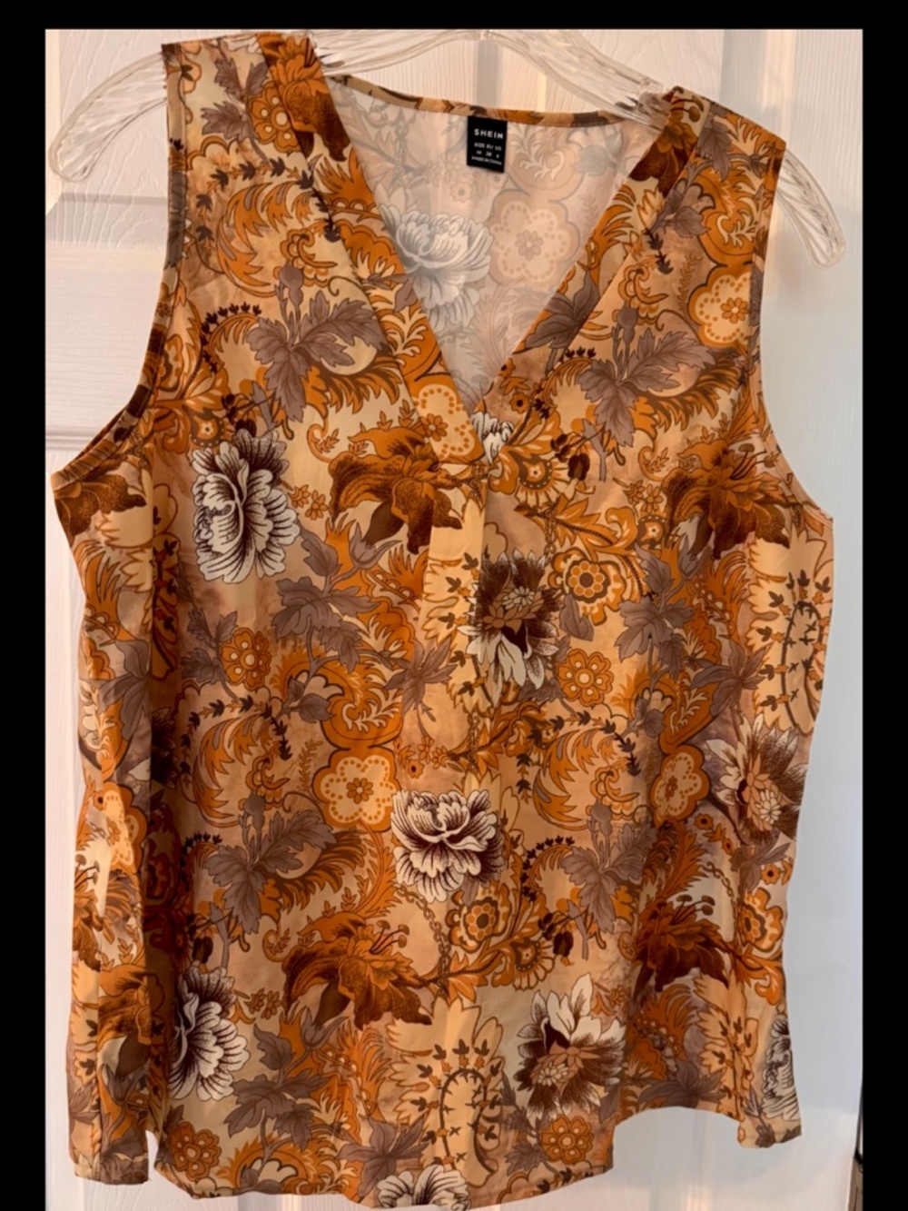 NWT SHEIN Tan Gold Brown Floral Paisley V-Neck sleeveless Top Blouse Women’s M6